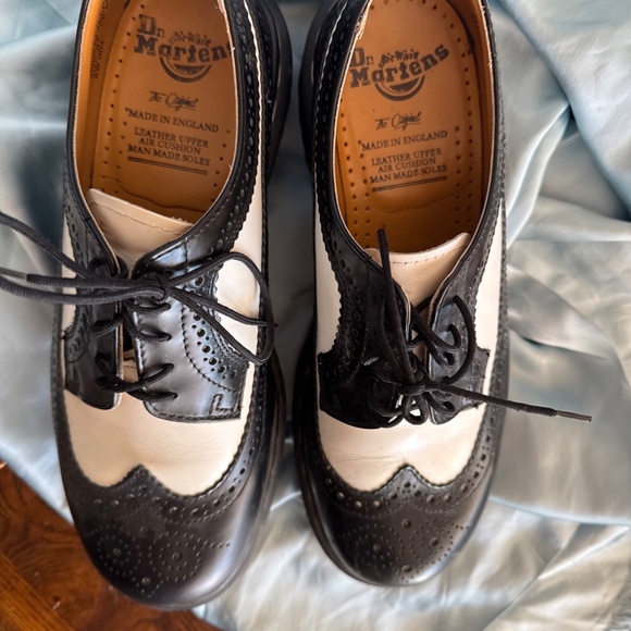 Dr. Martens Bex Brogue Shoes Black White Wingtip Oxford England US •M 8,W10. main image 13